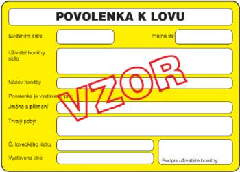  46 odst. 1 zkona: Kdo lov zv, mus  mt u sebe loveck lstek, povolenku k lovu a  potvrzen o povinnm  pojitn; pi lovu  se zbran t zbrojn prkaz a prkaz zbran a  pi lovu s loveckm dravcem jeho evidenn  kartu.  Tyto  prkazy  je  povinen  ten, kdo lov zv, pedloit  na  podn  orgnu   policie,  orgnu  sttn  sprvy myslivosti, mysliveckmu  hospodi a mysliveck  stri pslun honitby.